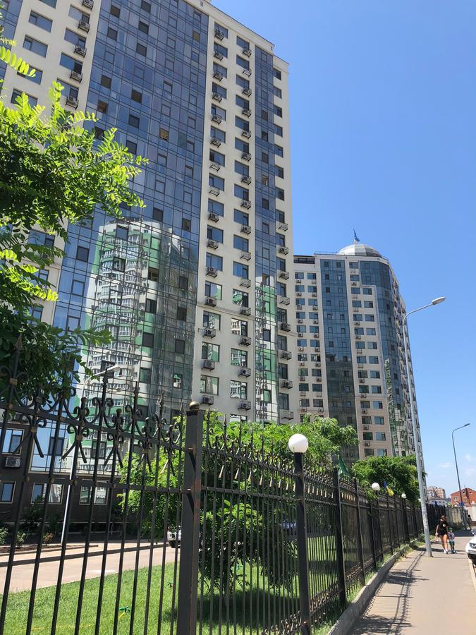Zhemchuzhnie Apartments On Marselskaya โอเดสซา ภายนอก รูปภาพ